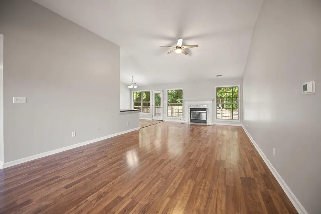 9017 Black Powder Lane Louisville KY 40228
