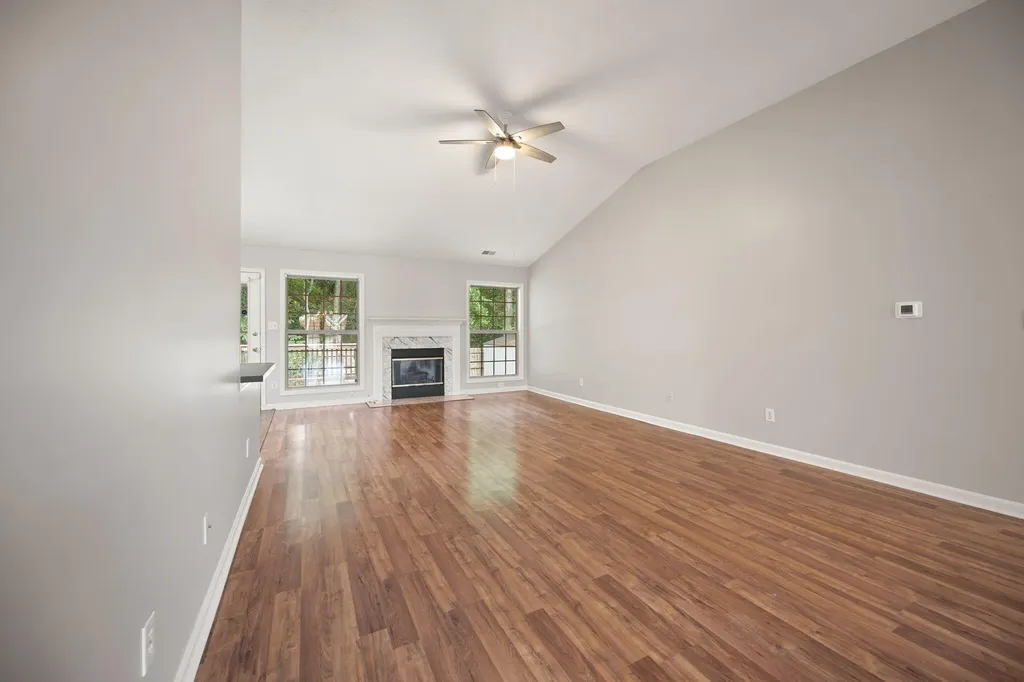 9017 Black Powder Lane Louisville KY 40228