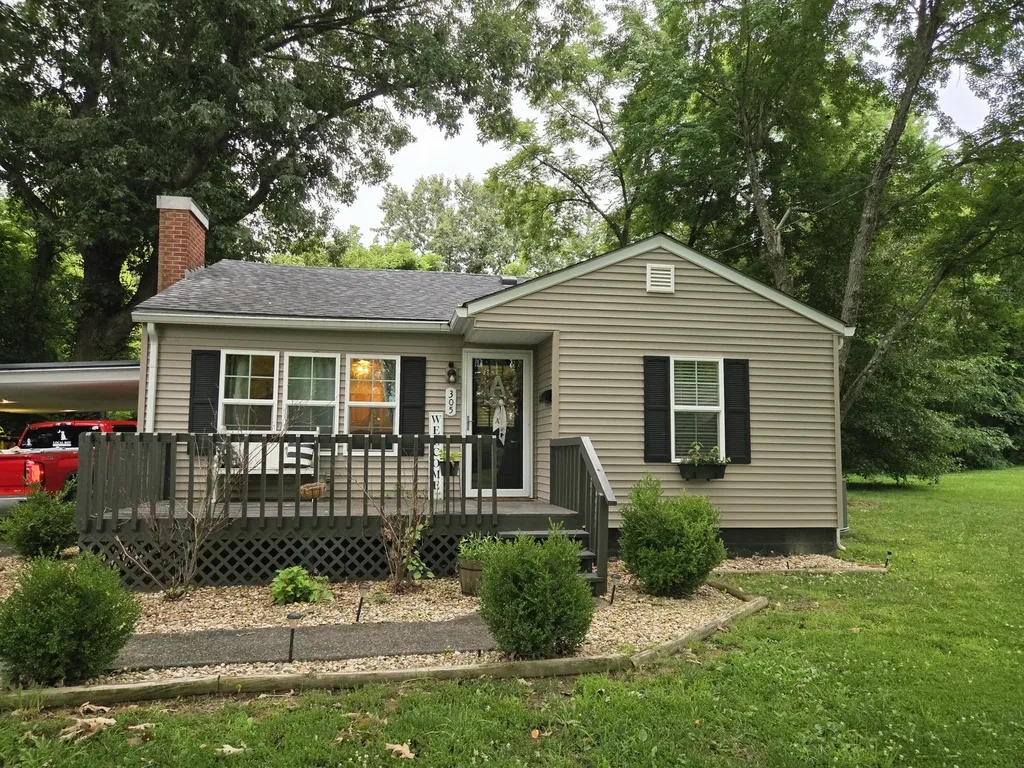 305 W 6th Street Benton KY 42025