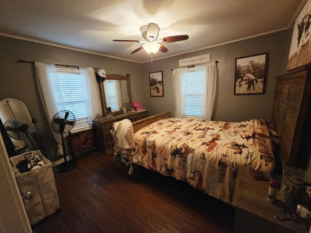 305 W 6th Street Benton KY 42025