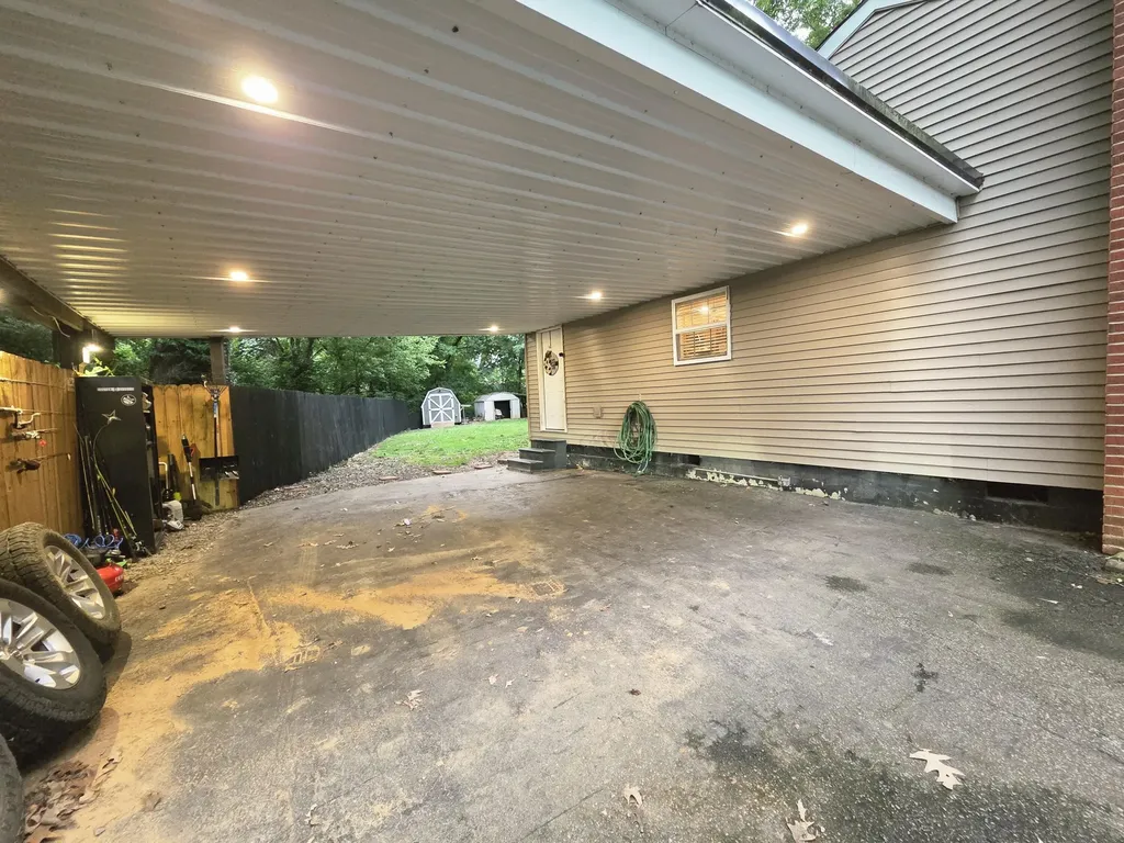 305 W 6th Street Benton KY 42025