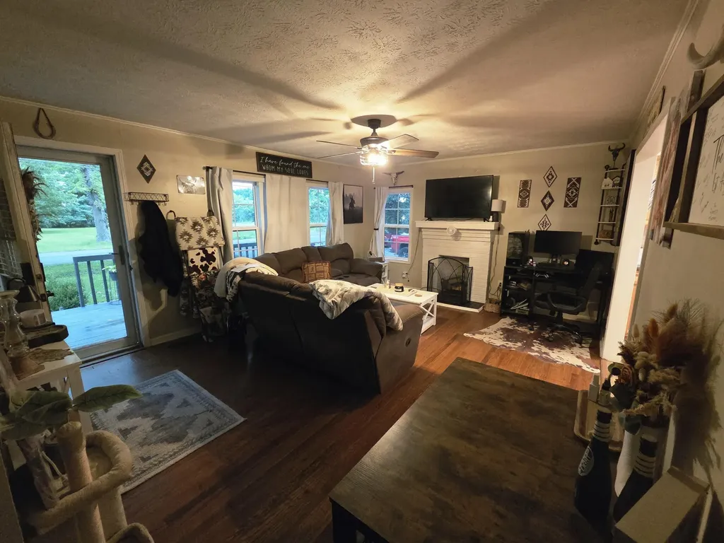 305 W 6th Street Benton KY 42025