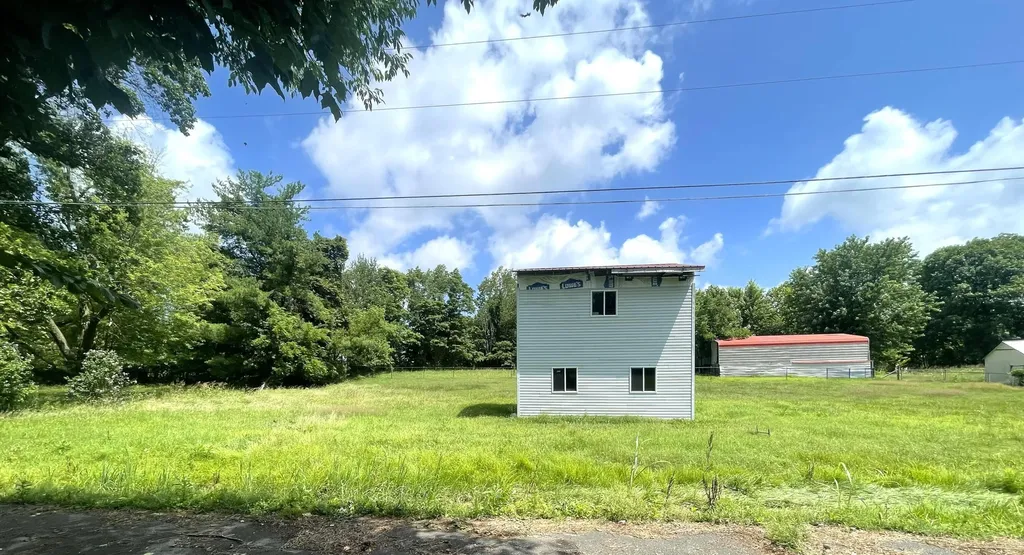 717, 719, & 722 Crittenden Drive Marion KY 42064