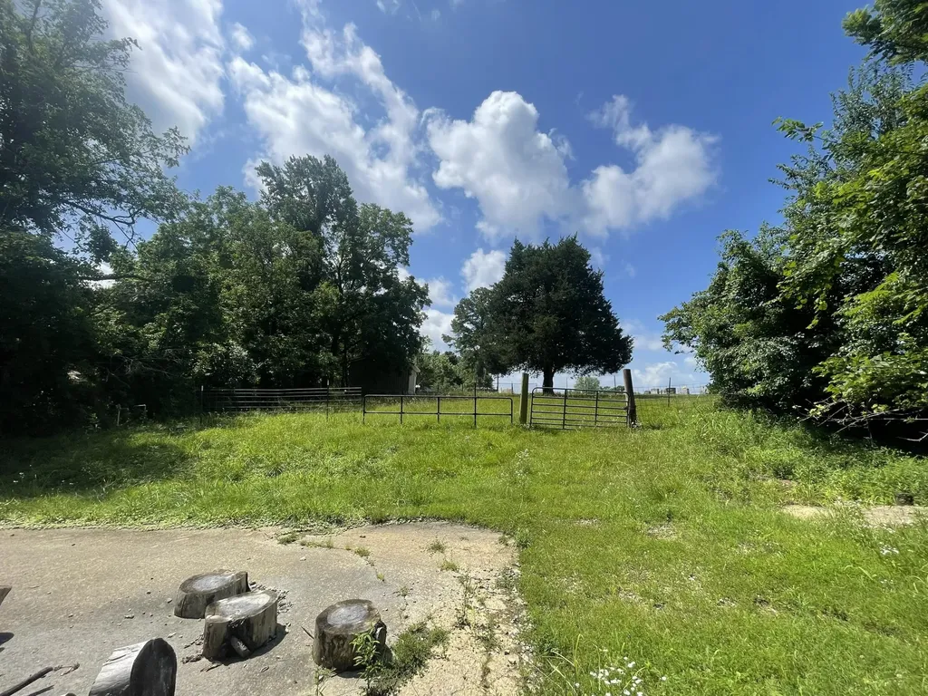 717, 719, & 722 Crittenden Drive Marion KY 42064