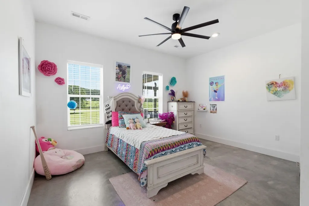 3776 Kentucky 790 Bronston KY 42518