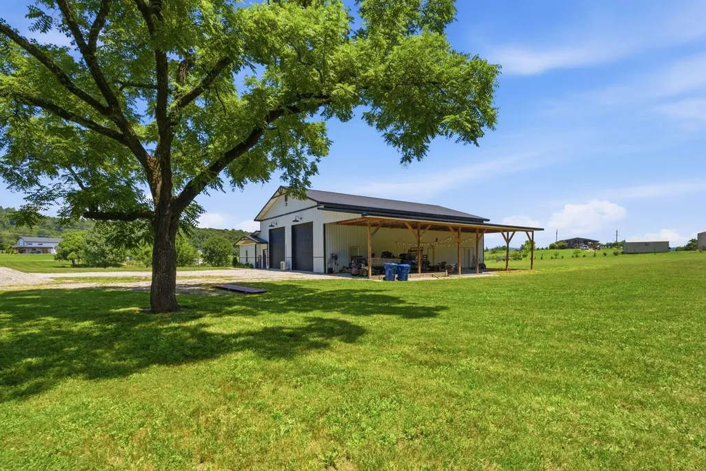 3776 Kentucky 790 Bronston KY 42518