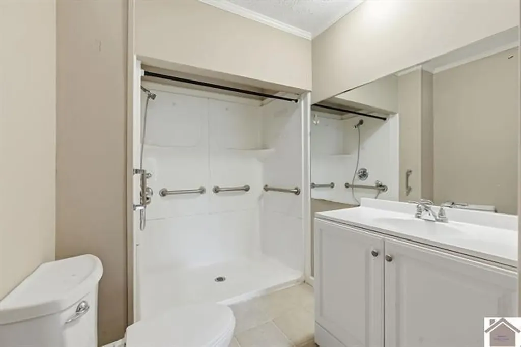 130 Azelia Circle Paducah KY 42003