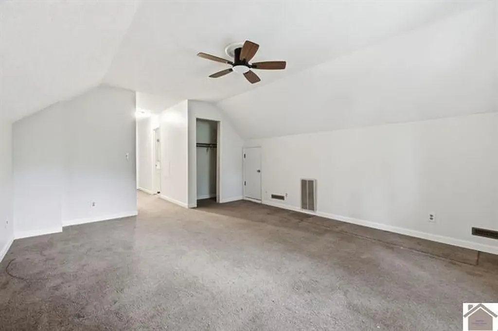 130 Azelia Circle Paducah KY 42003