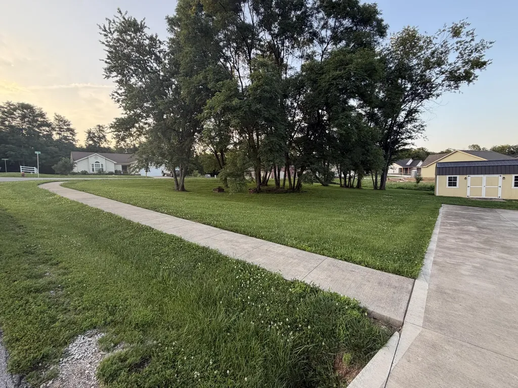 104 Elk Drive Stamping Ground KY 40379
