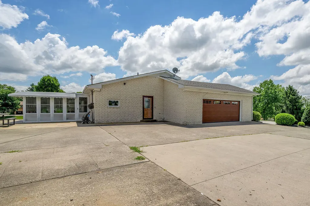 10 Parke Drive Richmond KY 40475