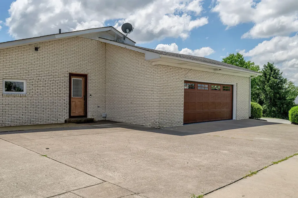 10 Parke Drive Richmond KY 40475
