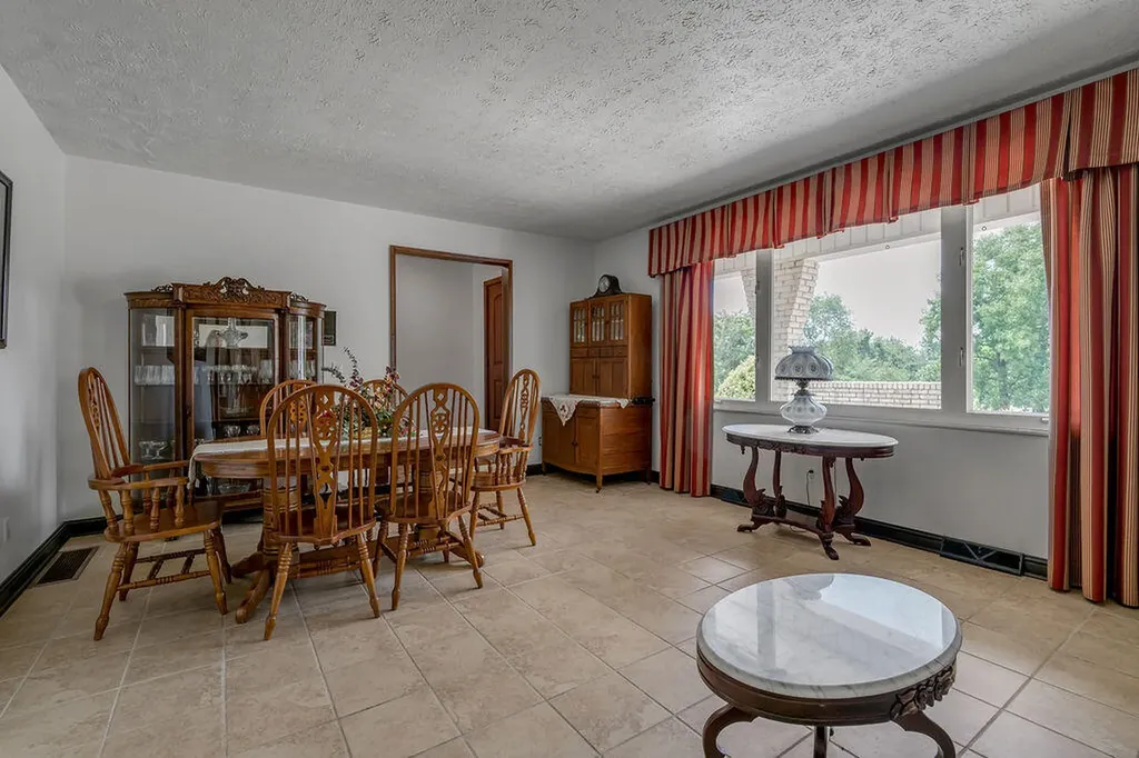 10 Parke Drive Richmond KY 40475