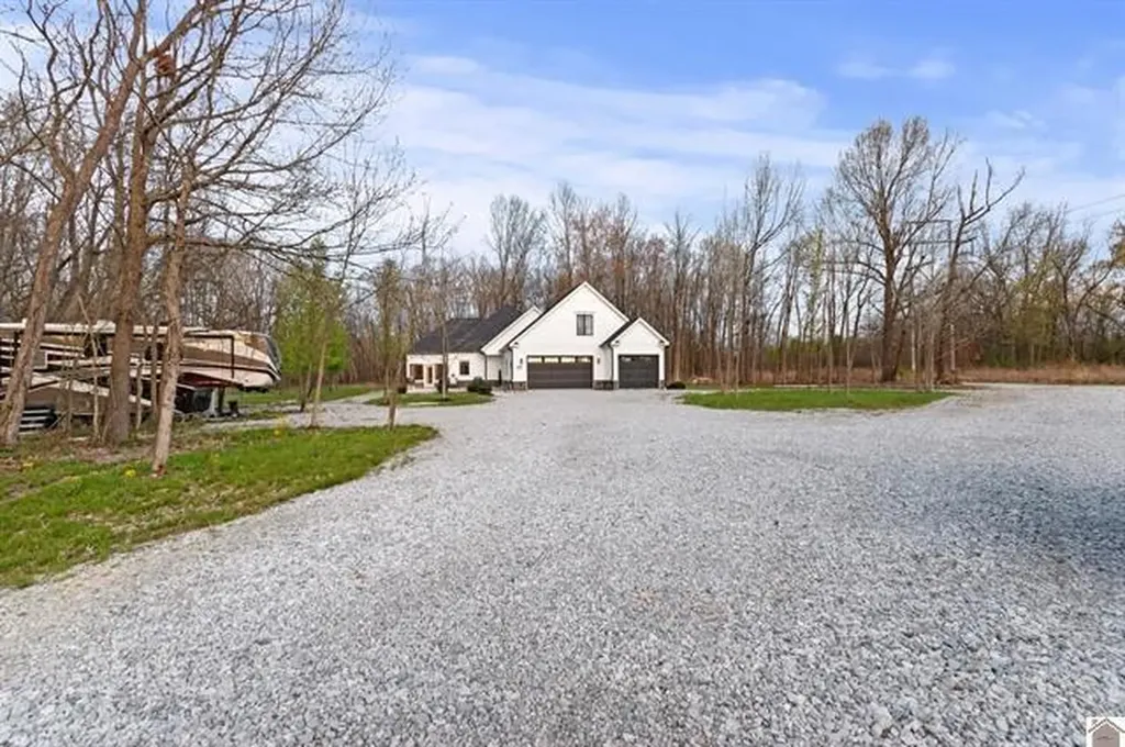 4880 Leonard Futrell Road Paducah KY 42001