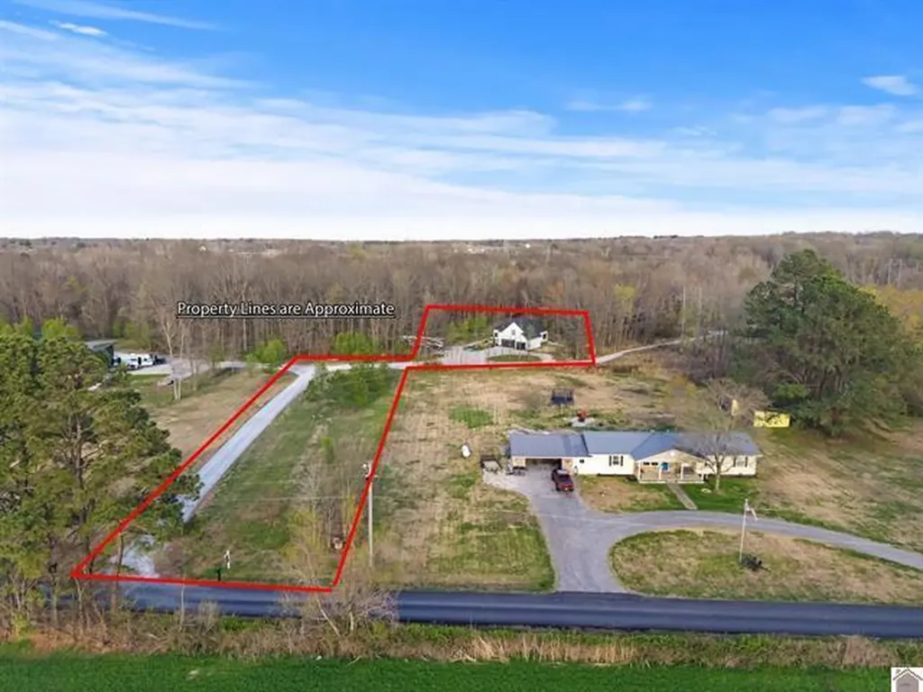 4880 Leonard Futrell Road Paducah KY 42001