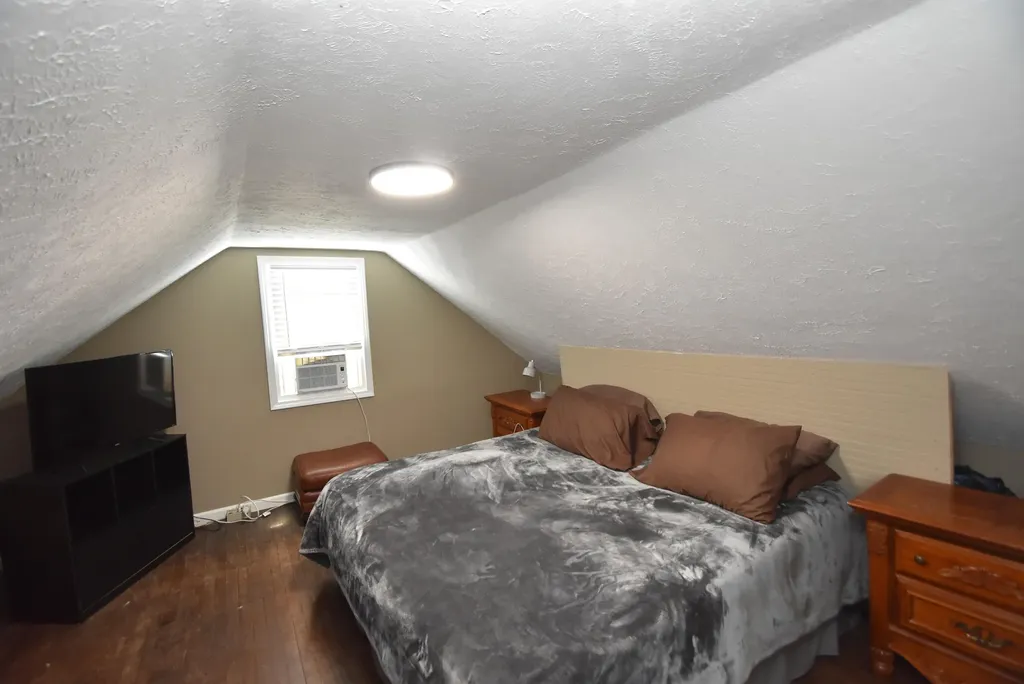 691 Fairview Road Salvisa KY 40372