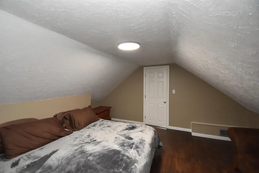 691 Fairview Road Salvisa KY 40372