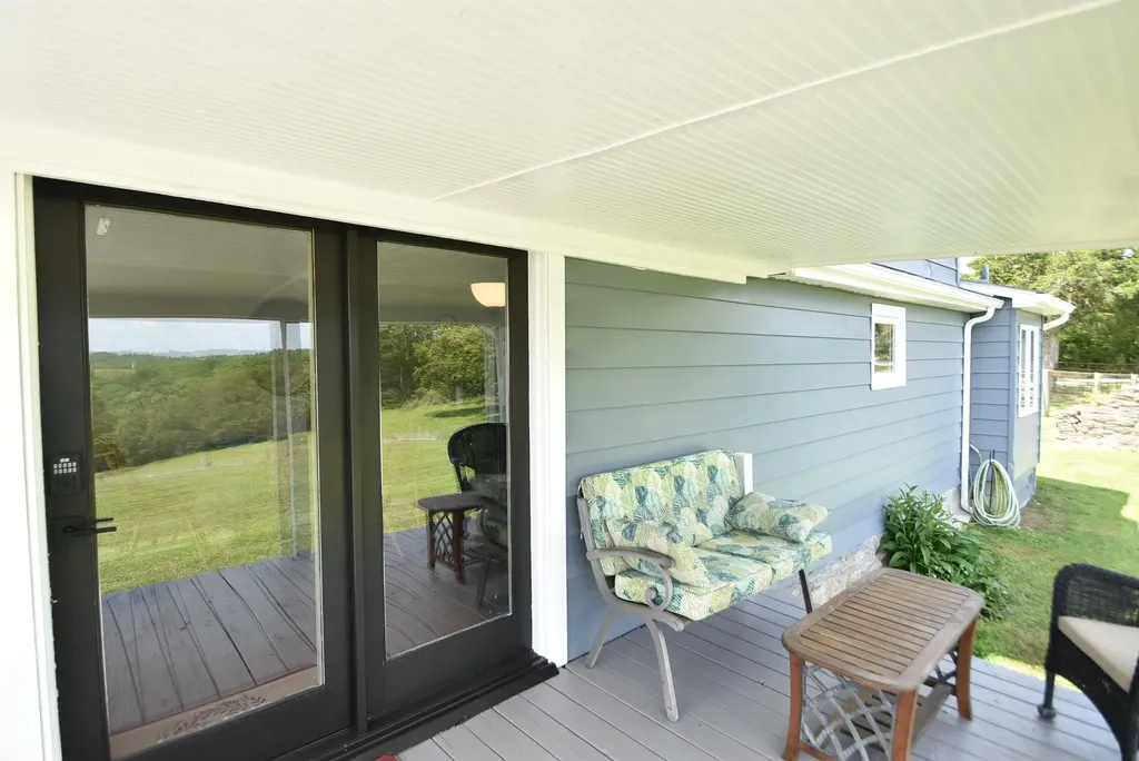 691 Fairview Road Salvisa KY 40372