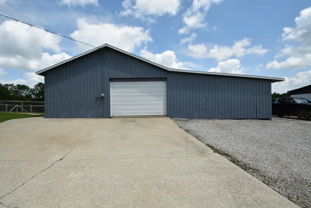 691 Fairview Road Salvisa KY 40372