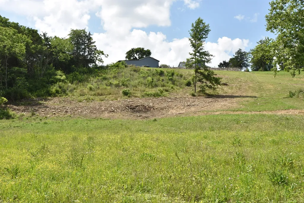 691 Fairview Road Salvisa KY 40372