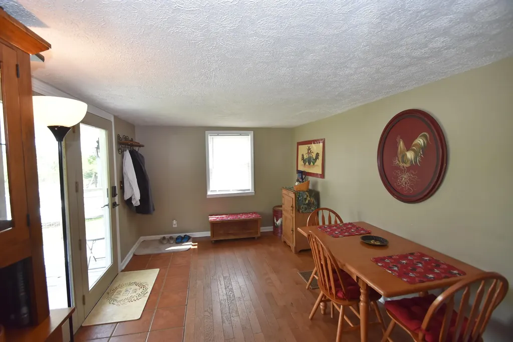 691 Fairview Road Salvisa KY 40372