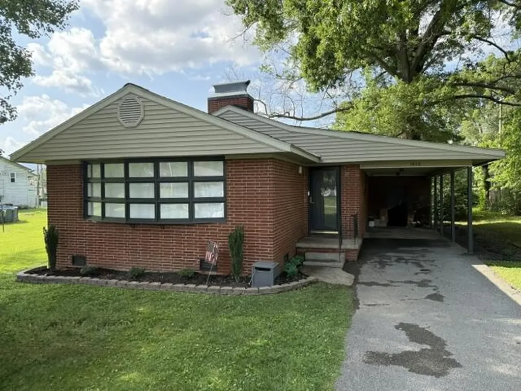 1010 W Chester Middlesboro KY 40965