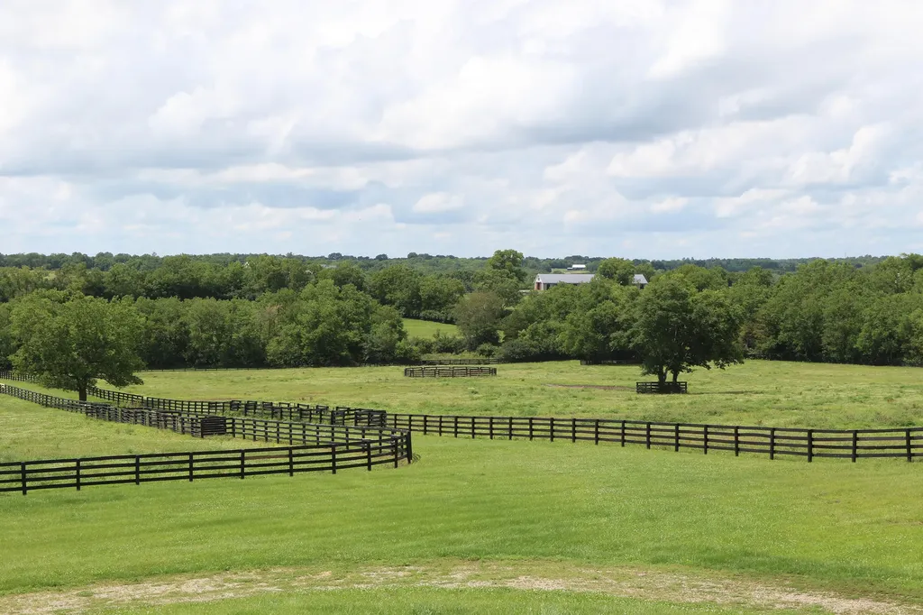 1070 Kidds Mill Road Versailles KY 40383