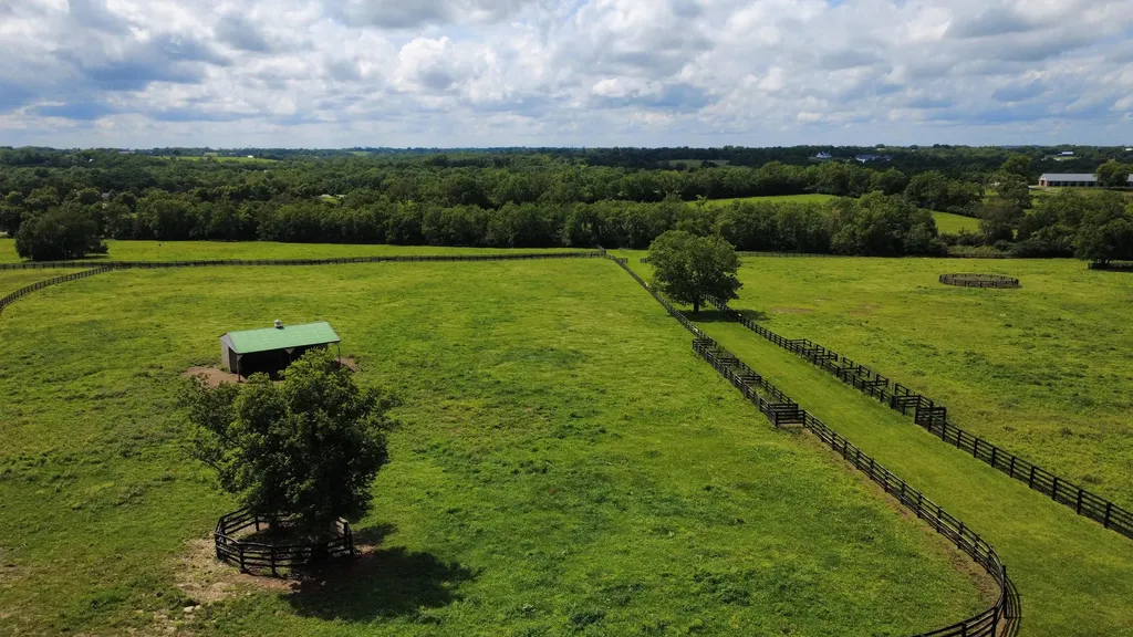 1070 Kidds Mill Road Versailles KY 40383