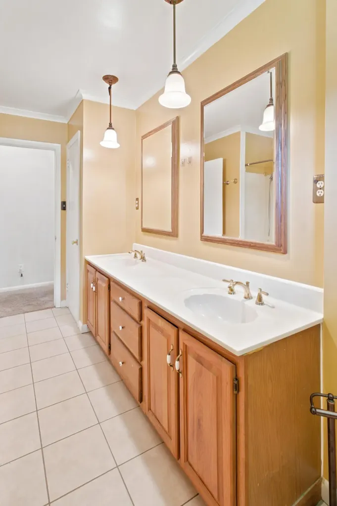 225 Nickell Heights Road Paducah KY 42003