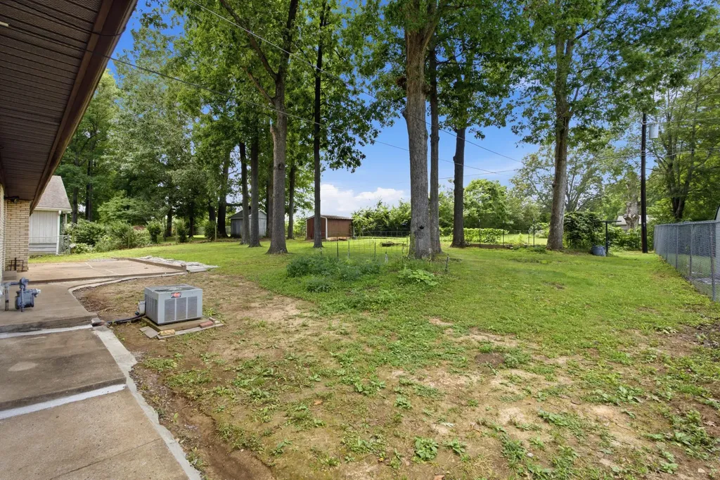 225 Nickell Heights Road Paducah KY 42003