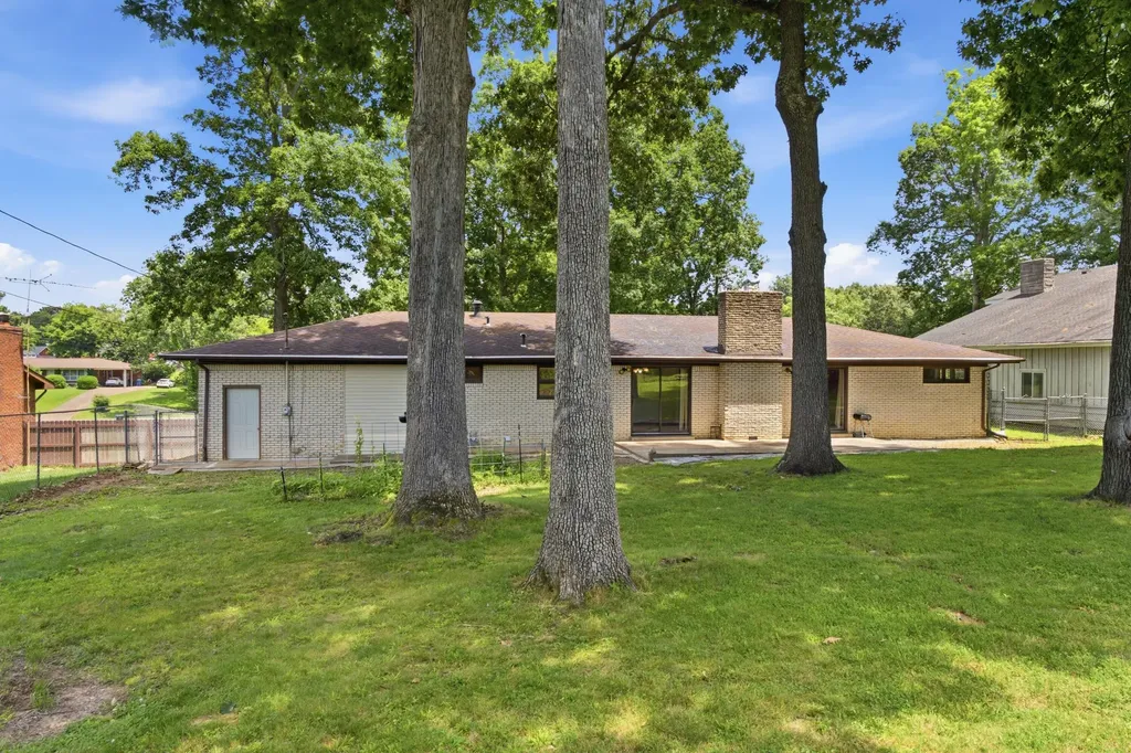 225 Nickell Heights Road Paducah KY 42003