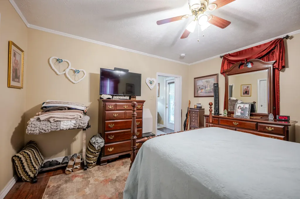 913 Kirksville Road Richmond KY 40475