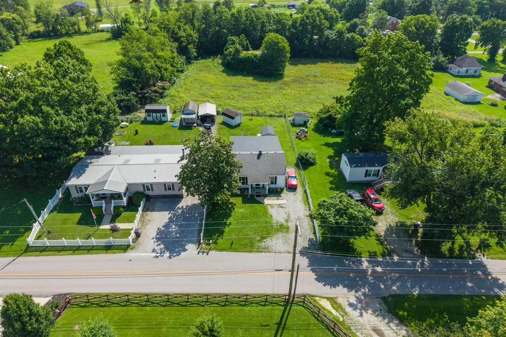 913 Kirksville Road Richmond KY 40475