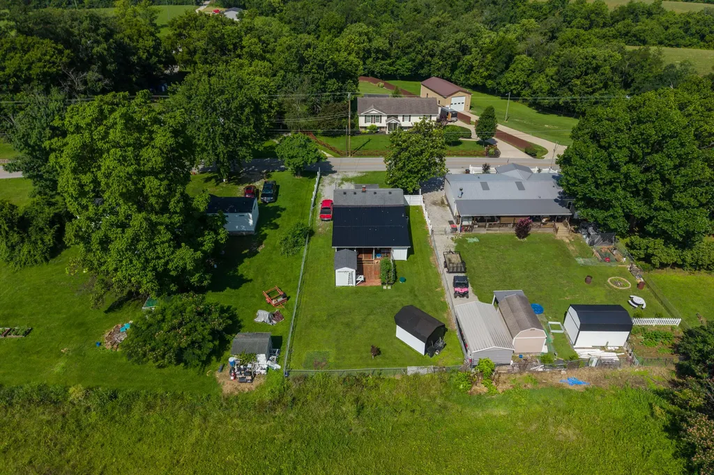 913 Kirksville Road Richmond KY 40475