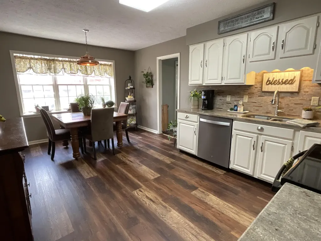 2790 Van Thompson Road Mt Sterling KY 40353