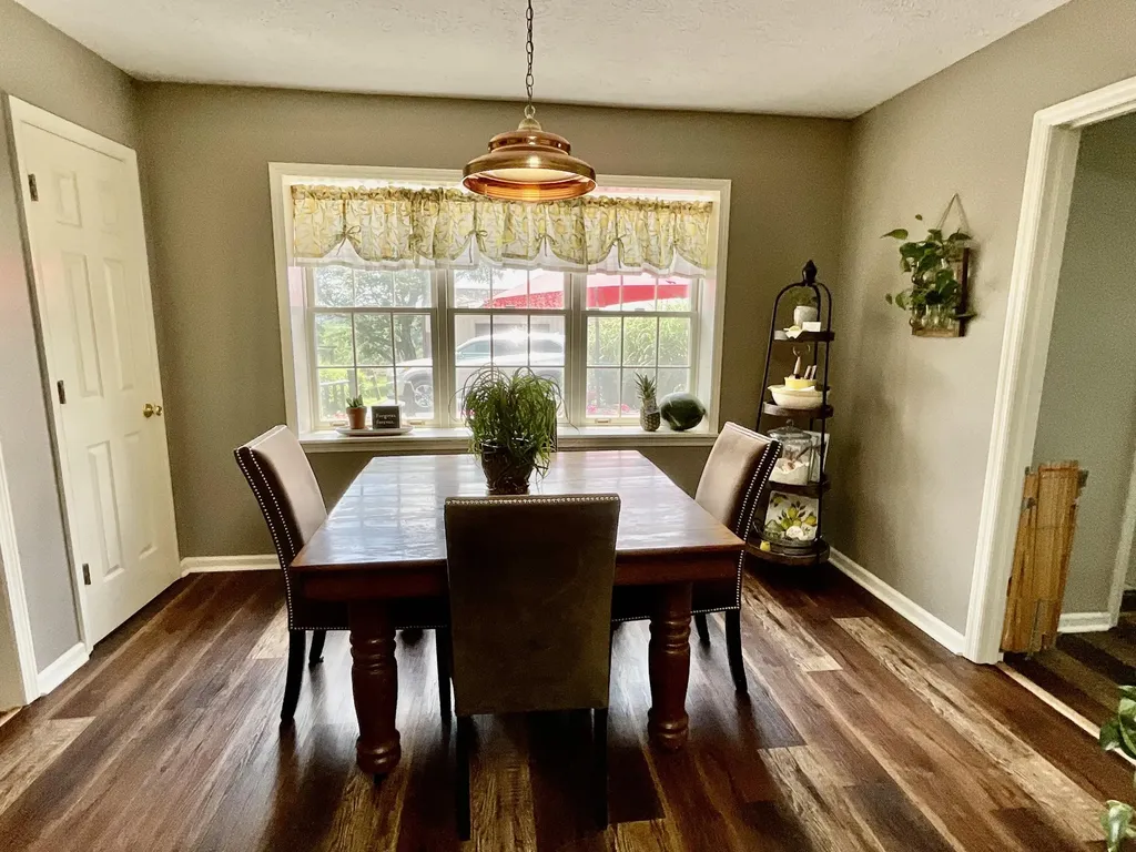 2790 Van Thompson Road Mt Sterling KY 40353