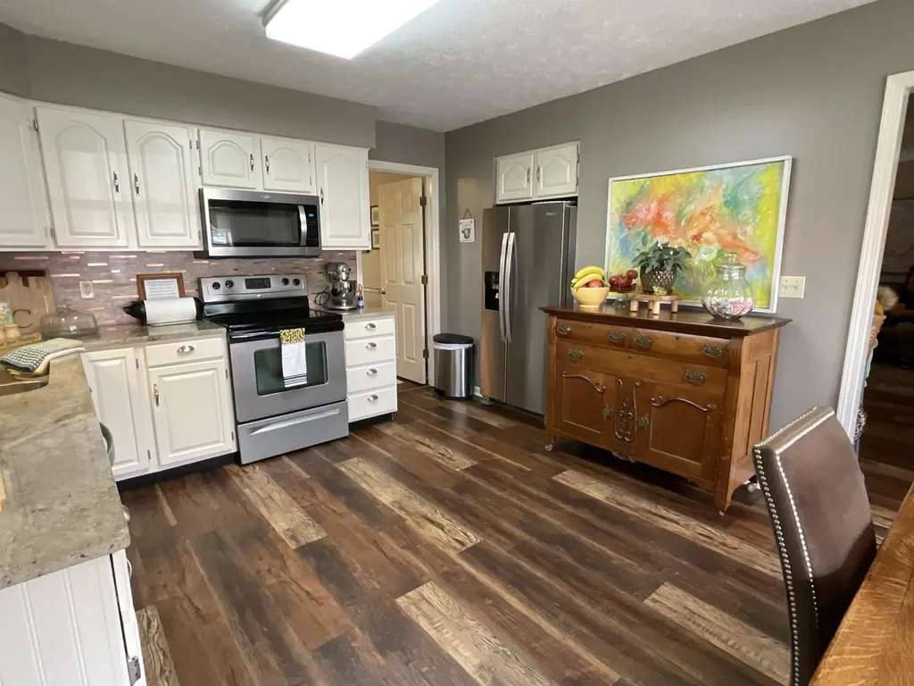 2790 Van Thompson Road Mt Sterling KY 40353