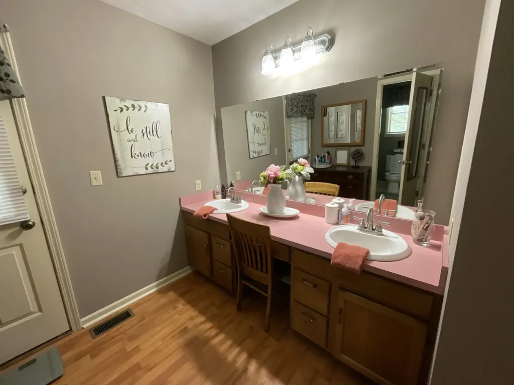 2790 Van Thompson Road Mt Sterling KY 40353