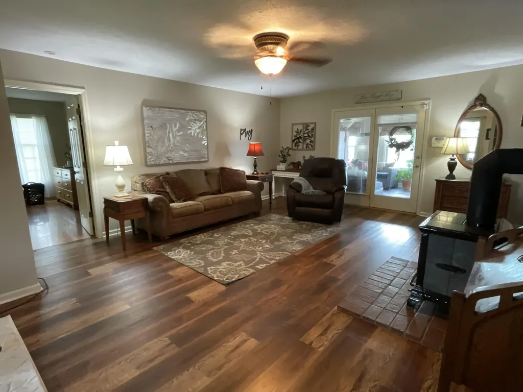 2790 Van Thompson Road Mt Sterling KY 40353