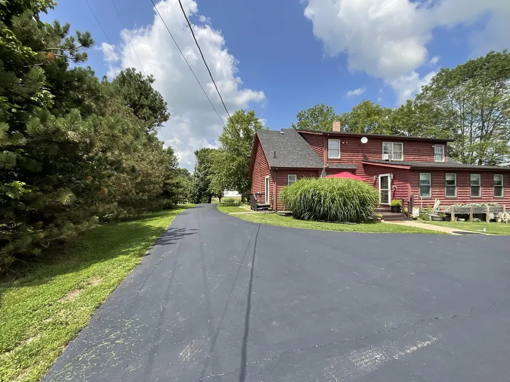 2790 Van Thompson Road Mt Sterling KY 40353