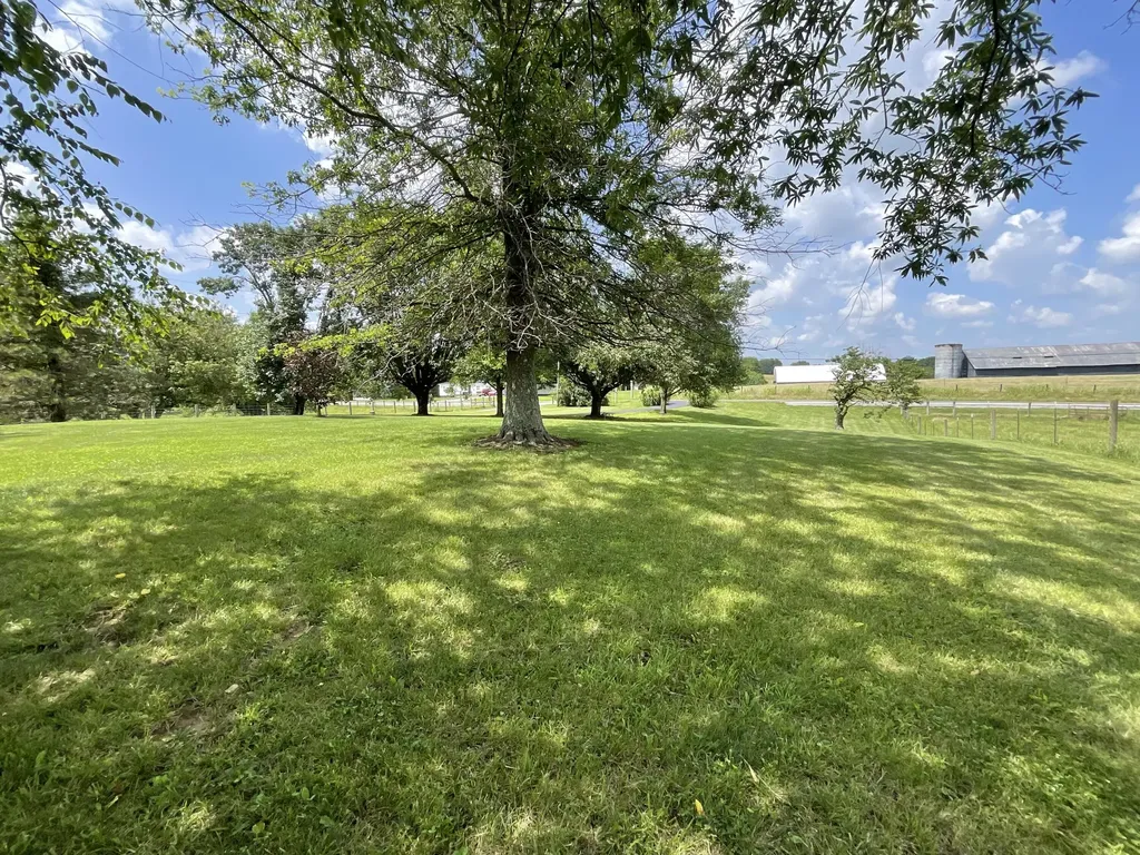 2790 Van Thompson Road Mt Sterling KY 40353