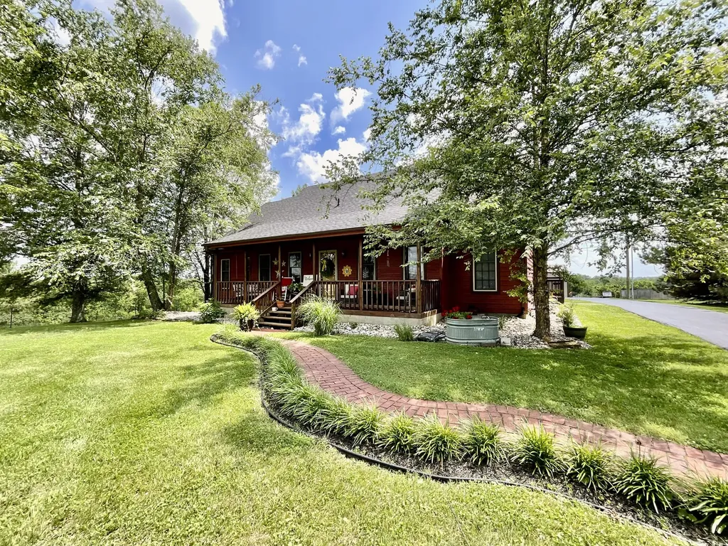 2790 Van Thompson Road Mt Sterling KY 40353