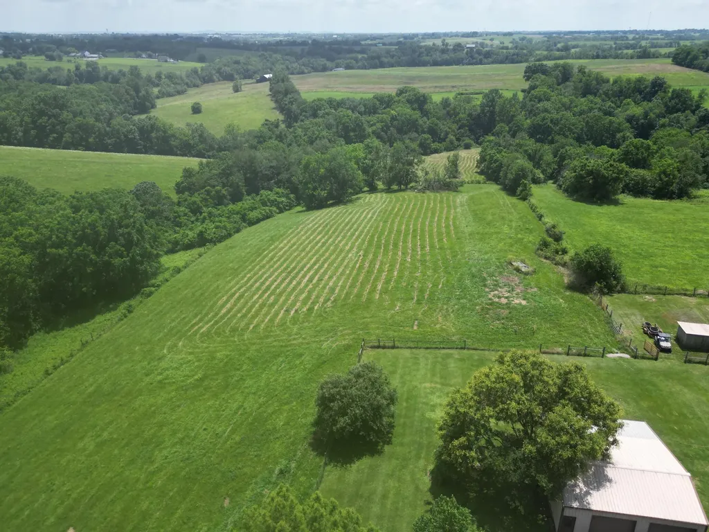 2790 Van Thompson Road Mt Sterling KY 40353