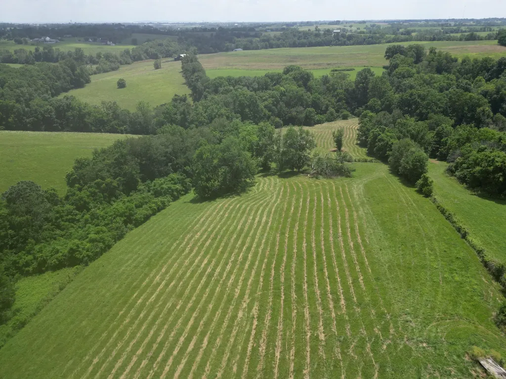 2790 Van Thompson Road Mt Sterling KY 40353