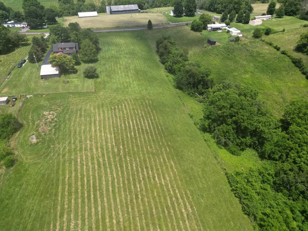 2790 Van Thompson Road Mt Sterling KY 40353