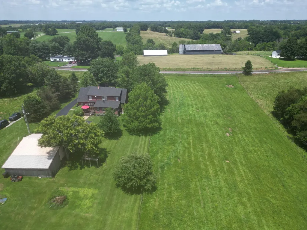 2790 Van Thompson Road Mt Sterling KY 40353