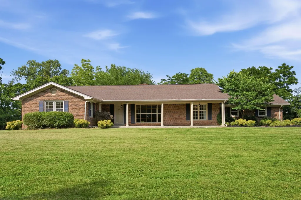 296 Elliston Richmond KY 40475
