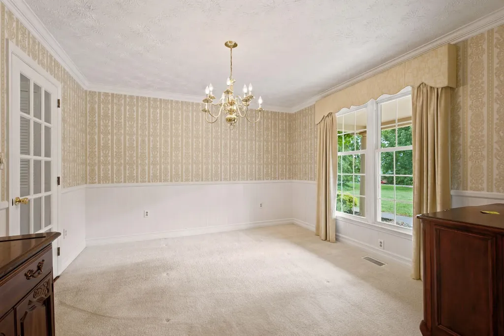 296 Elliston Richmond KY 40475