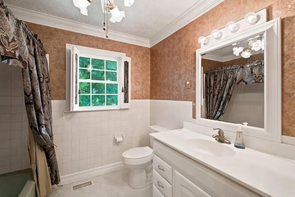 296 Elliston Richmond KY 40475