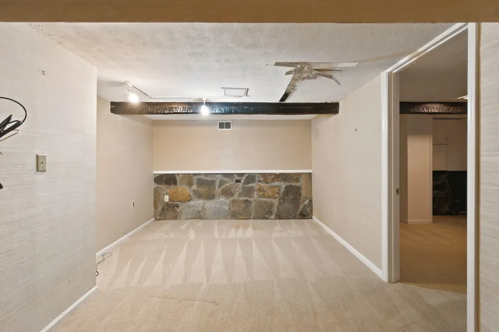 296 Elliston Richmond KY 40475