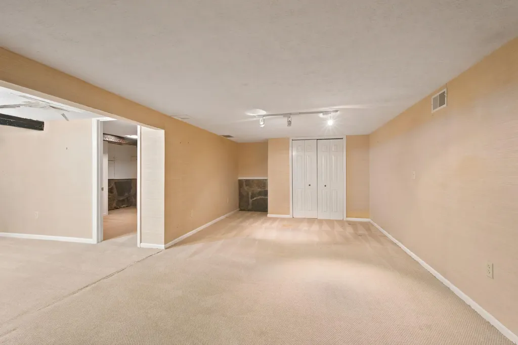 296 Elliston Richmond KY 40475